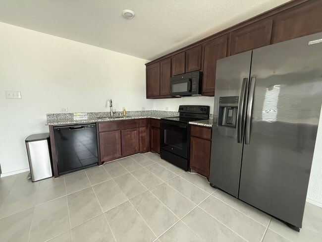 Photo - 115 Herman Ln