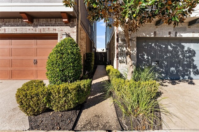 Photo - 2720 Church Wood Dr