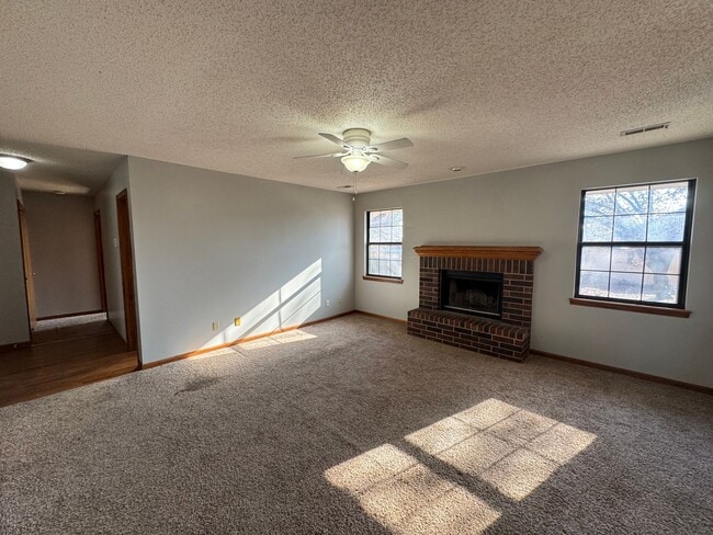 Photo - Get it While it Lasts!