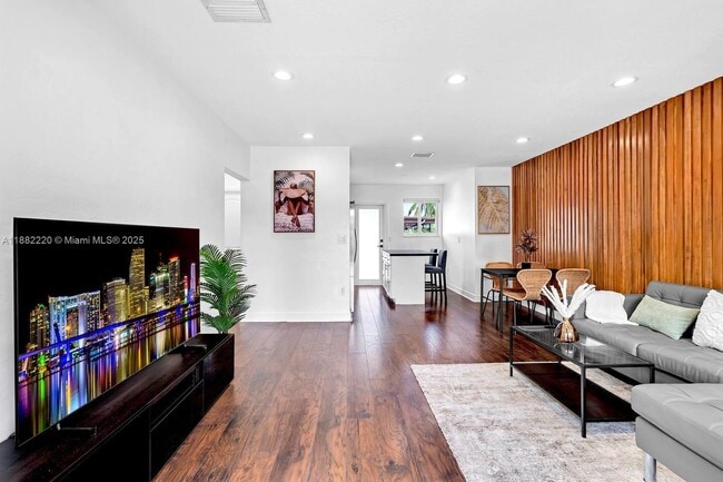 Photo - 1001 NE 110th St Unit 1001