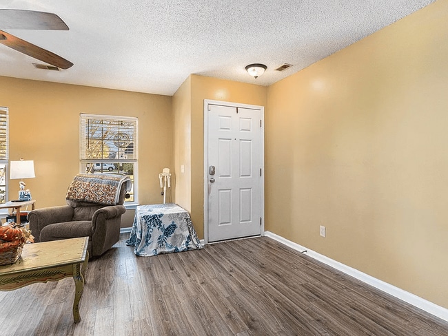 Front Door - 129 Thistle Rd