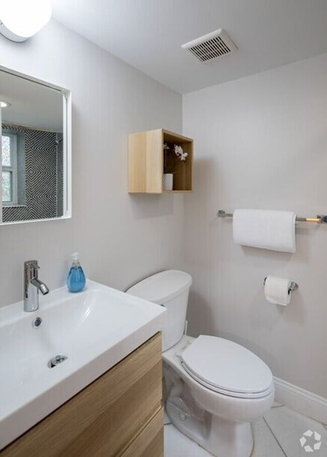 Building Photo - 45 Sheridan Dr NE Rental