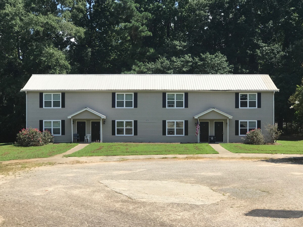 Photo - Oakwood Village