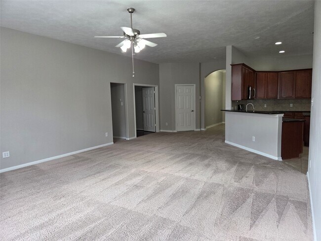 Photo - 2203 Winchester Lake