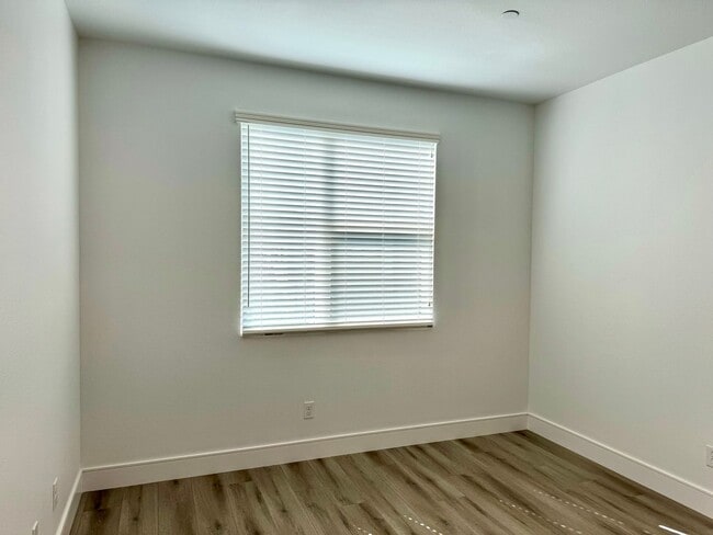 Photo - Newer One Bedroom in newer Santa Rosa Development!