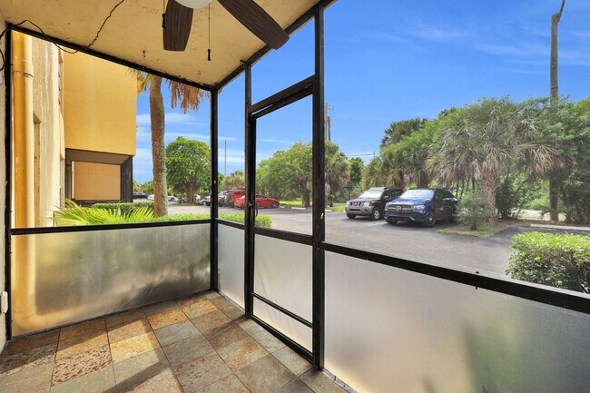 Photo - 490 NW 20th St Unit 1140