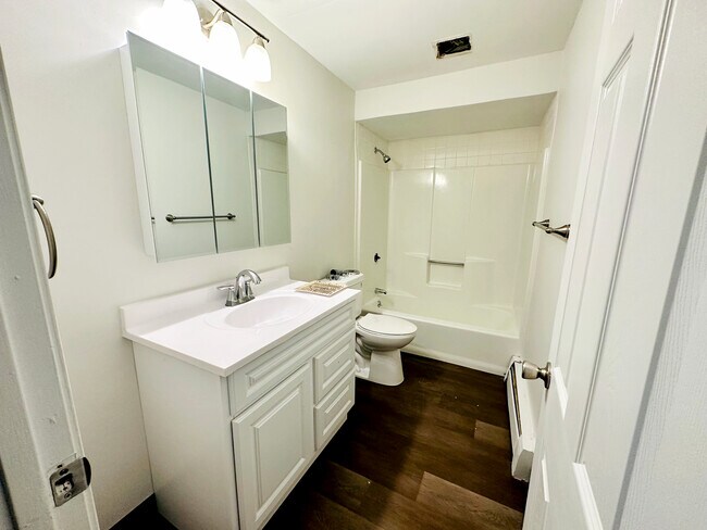 Photo - Canton Estates at Neponset