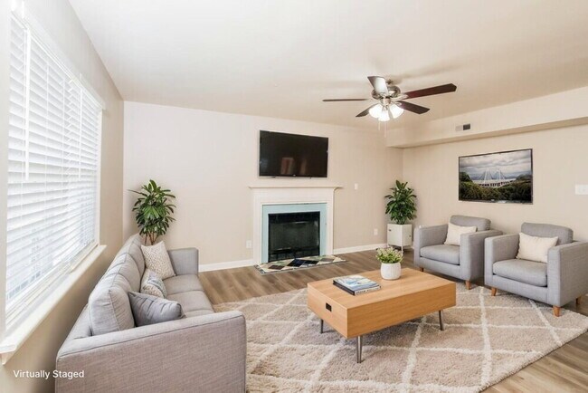 Photo - 8003 Beacon Hills Rd