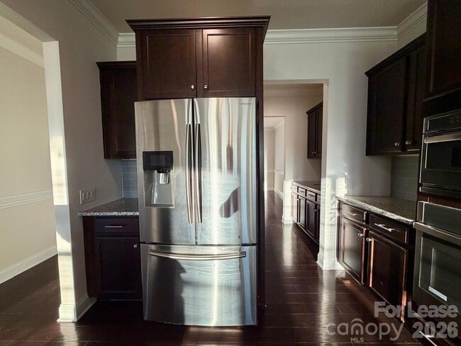 Photo - 1722 Spears Dr NW