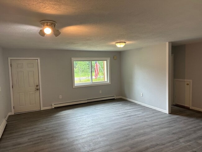 Photo - 2 Bed/ 2 Bath Single Family Home With a Ga...