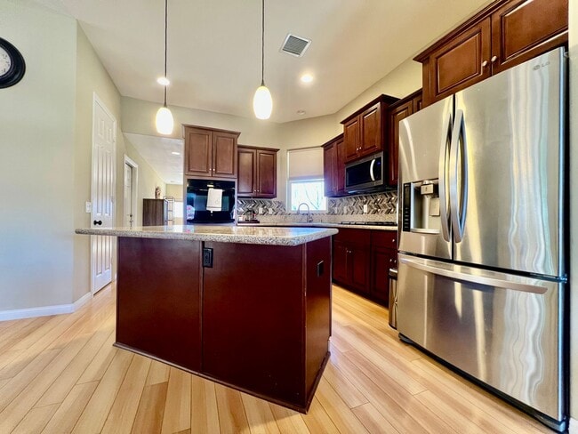 Photo - AVAILABLE NOW! GORGEOUS 4 Bedroom 2 Bathroom Home in Palm Desert!