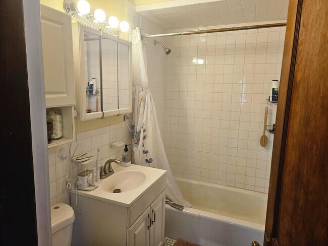 Photo - 39-41 Parkdale Street - Apt 2
