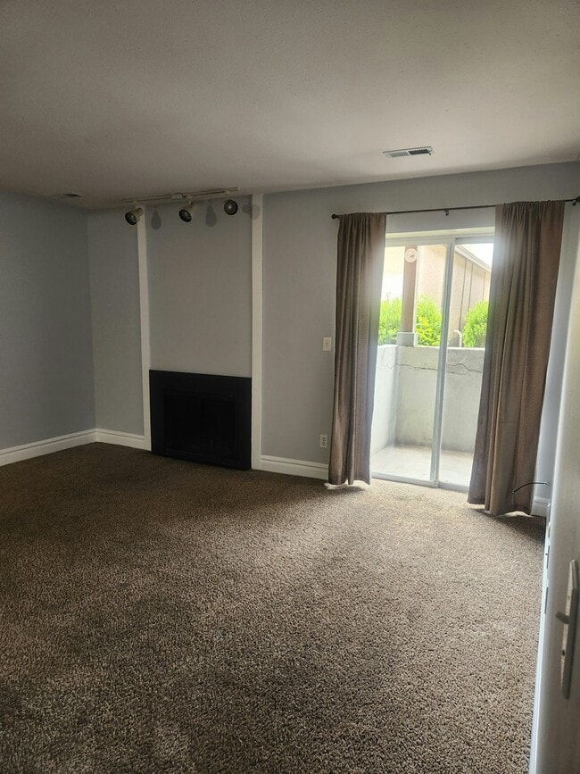 Photo - 5321 S 580 E