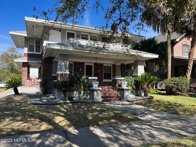 Photo - 2063 Post St