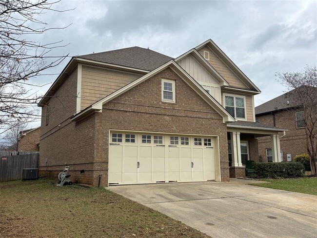 Photo - 115 Glennbrooke Ln