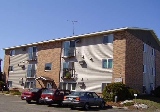 Photo - Greenbriar Apartments