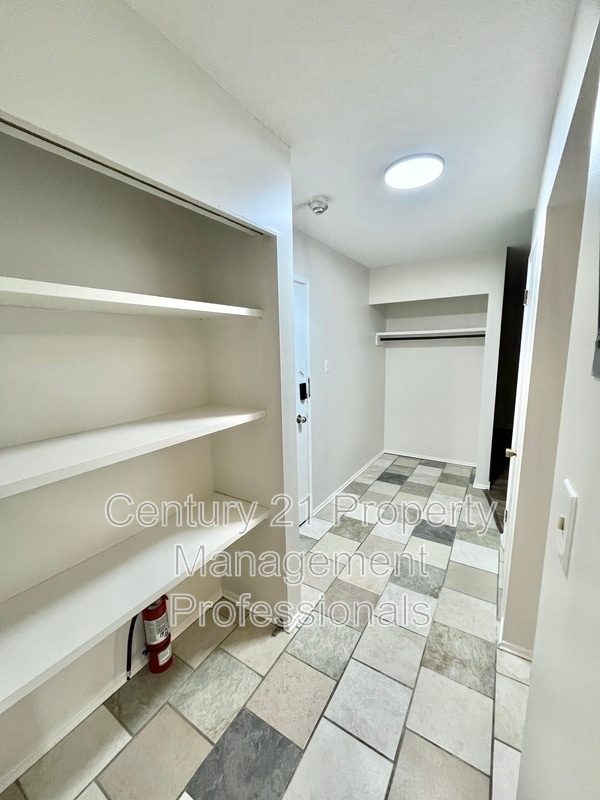 Photo - 11832 105 St Unit 101