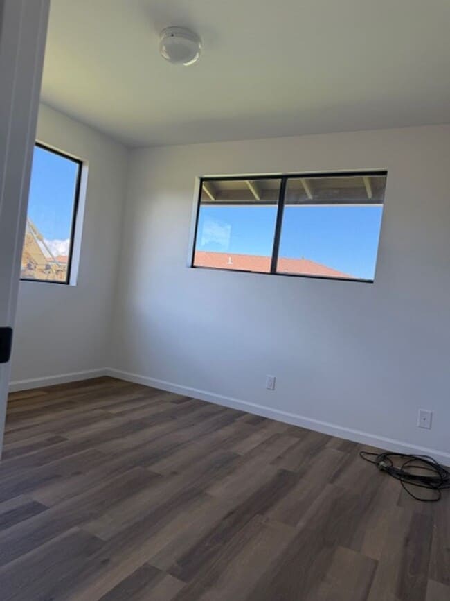 Photo - 75 Kaupea St Unit Cottage