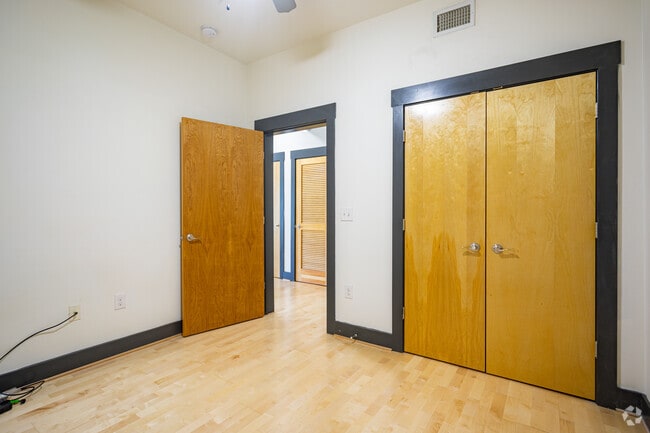 Terrace- 2BR, 2BA