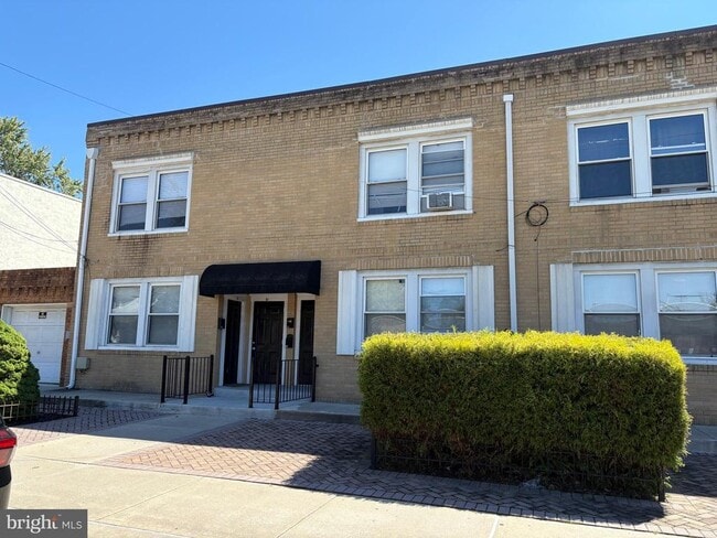 Building Photo - 803-805 White Horse Pike Unit B4 Rental