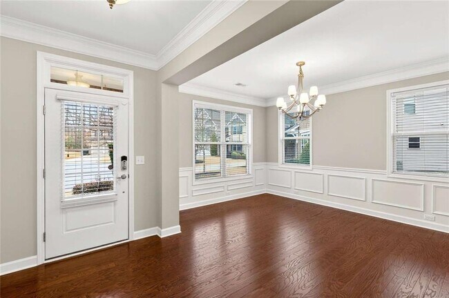 Photo - 4930 Alexandria Ave