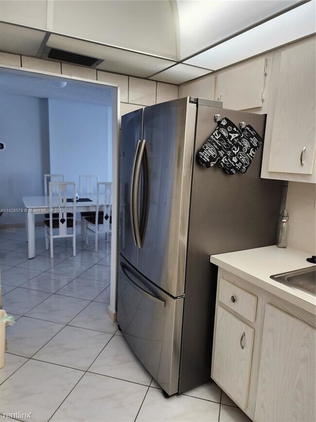 Photo - 2 br, 2 bath Condo - 525 N Ocean Blvd Apt 623 Unit Apt 623