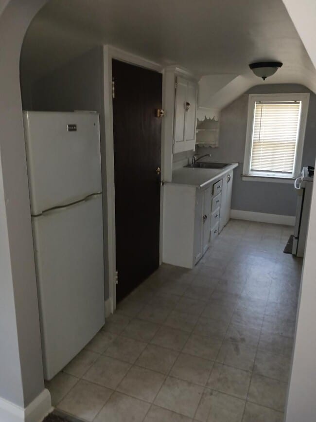 Photo - 322 E Midlothian Blvd