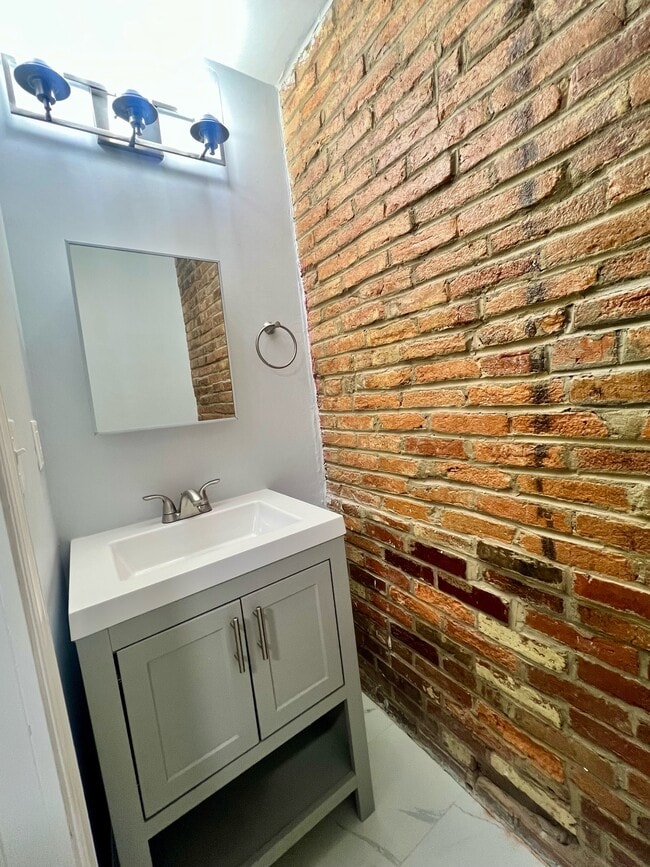 Photo - 1212 W Lombard St