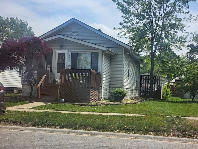 Building Photo - Beautiful 2-bedroom house for Rent AVAILAB...