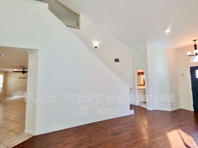 Photo - 7425 Dallas Dr