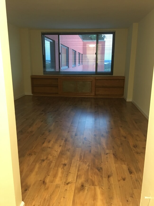 Photo - 1011 Arlington Blvd Unidad 1037