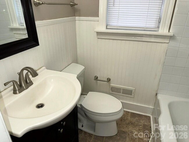 Photo - 1458 Anderson St Unit C