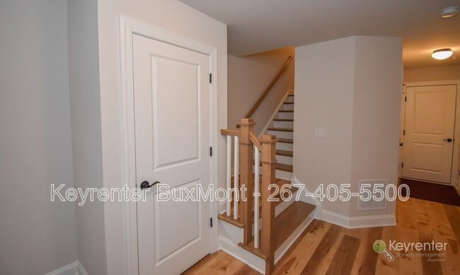 Photo - 320 Schadle Rd