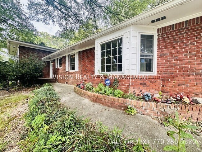 Photo - 6150 Mallory Rd