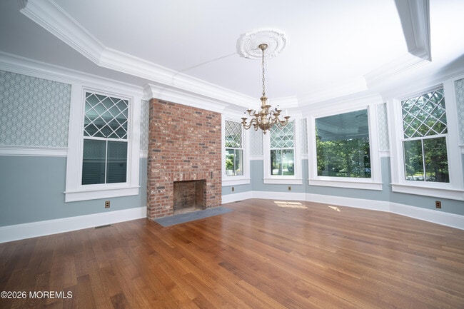 Photo - 200 Bridlemere Ave
