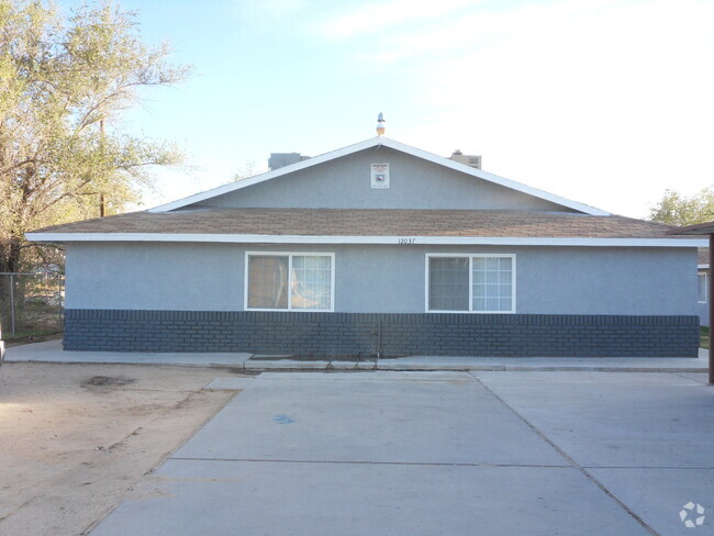 Building Photo - 12037 White Ave Rental