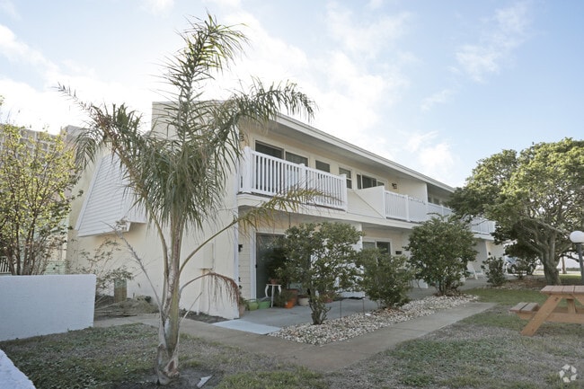 Sand Dollar Apartments