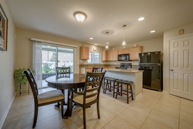Photo - 159 Crete Ct