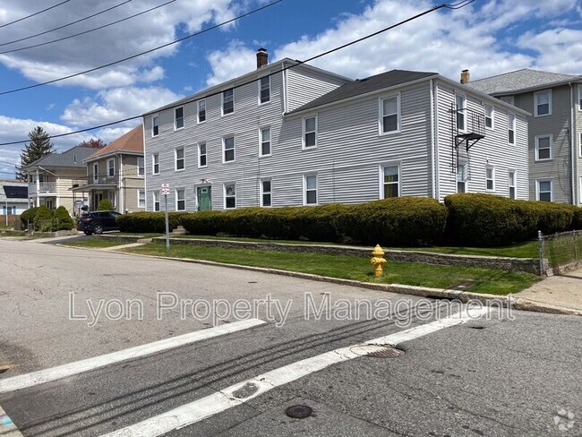 Building Photo - 5 Norris Ave Unit 8 Rental