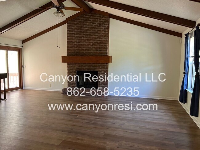 Photo - 2494 Shenandoah Dr