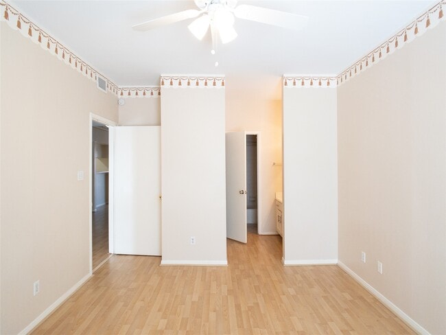 Photo - 6500 Harbor Town Dr Unit 3402