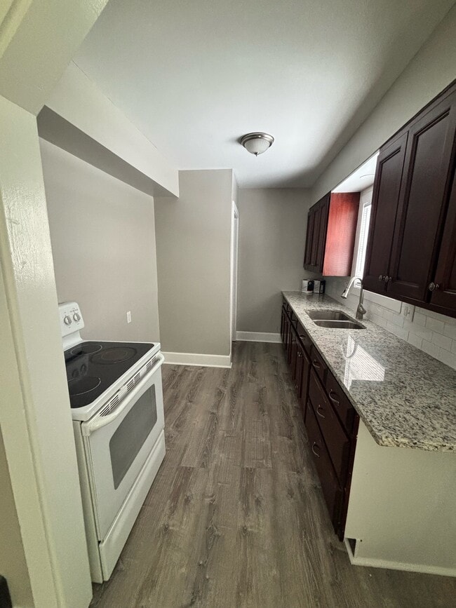 Photo - 5302 East Dr