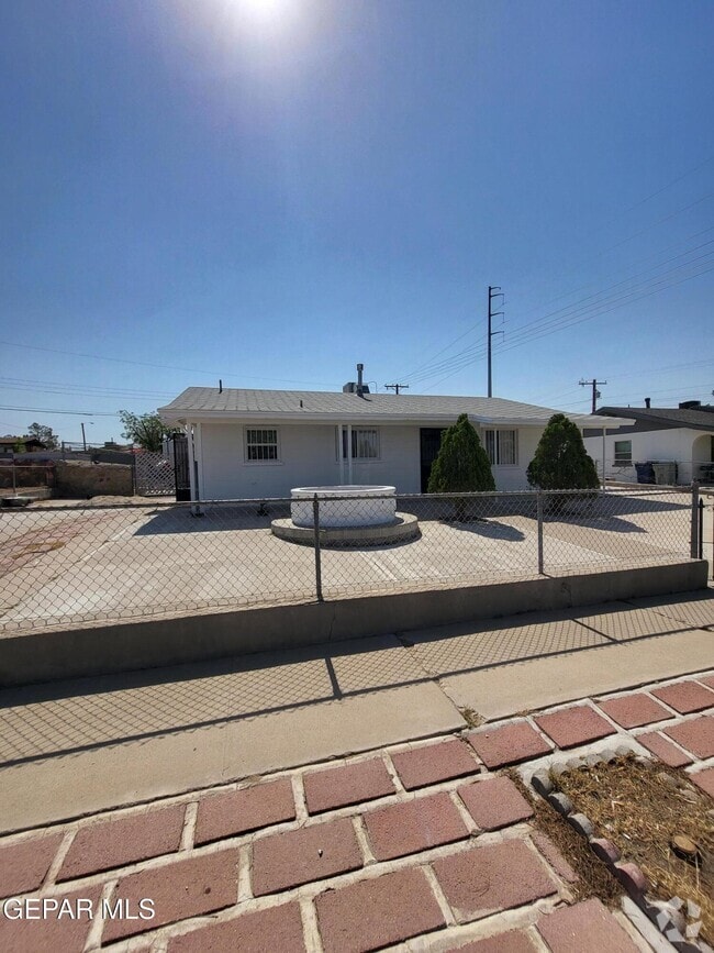 Building Photo - 1102 Cuba Dr Rental