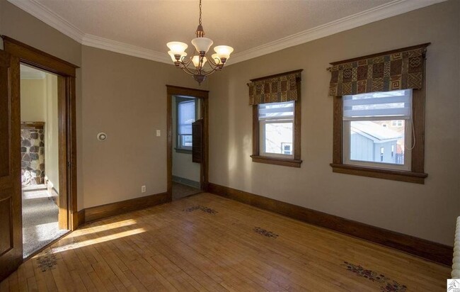 Bedroom 1 - 505 E Oxford St