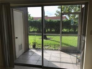 Building Photo - 8357 Royal Palm Blvd