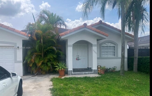 Building Photo - 17001 SW 146th Ct Rental