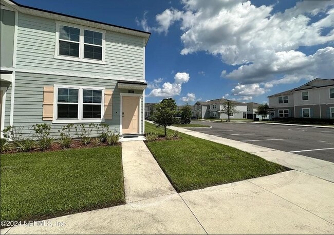 Photo - 608 Yellow Oaks Ln