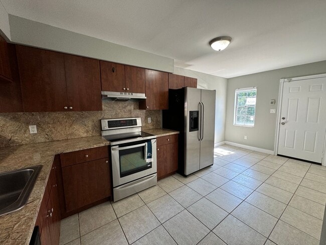 Photo - 1357 Sophie Blvd