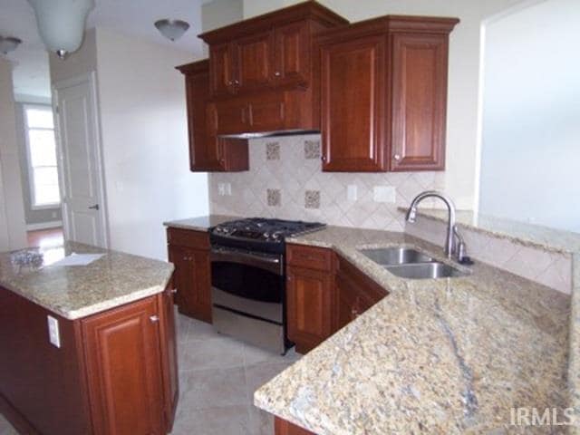 Photo - 308 Zinnia St