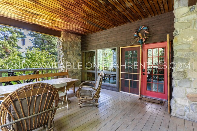 Photo - 2718 Stewart Rd